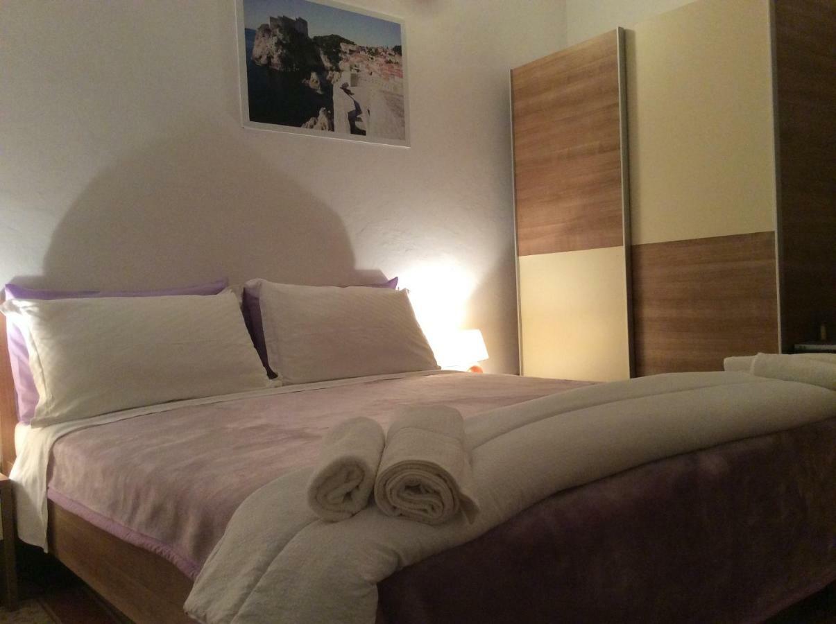 Guest House Taira Dubrovnik Buitenkant foto